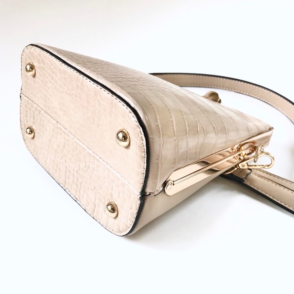 Crossbody Bag Nude Vegan Leather - Picture 8 of 8